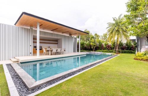 Choeng Thale Villa | Botanica Forestique 4br Luxury Retreat