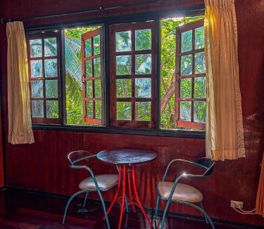Haad Rin House | Marissa Hotel