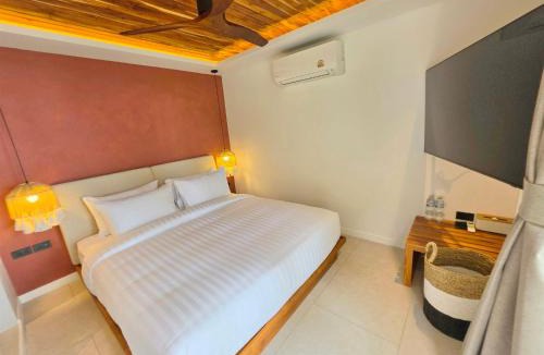 Bophut Villa | Villa Hidden Cove 6BR Ocean Front Near Fisherman's Village