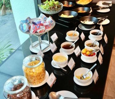 Chang Phueak Hotel | The Clover