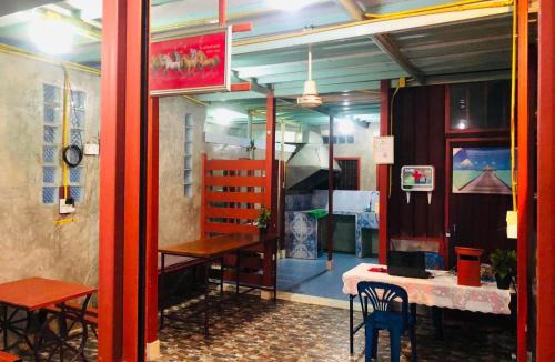 Mae Hong Son House | ลุงเลาโฮมสเตย์