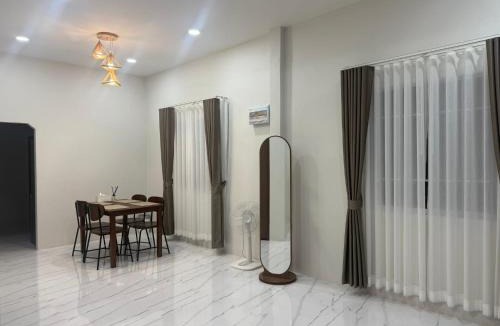 Nuea Khlong Villa | The Safa Villa House Krabi
