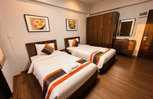 Samut Songkhram Hotel | The Bedrooms Maeklong and Services Apartment