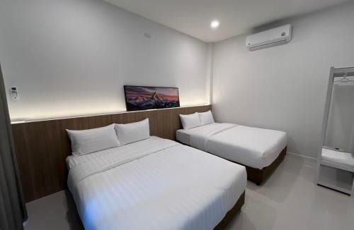 Muang Villa | Grand Holiday Pool Villa Bangsaen -4 Bedroom Pool Villa