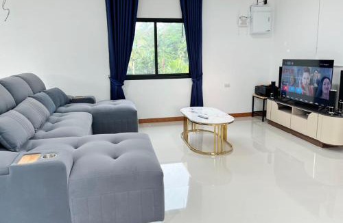 Ko Lanta Villa | บ้านพรหมจันทร์