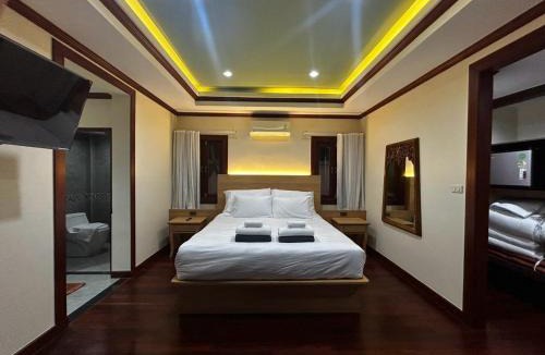 Ratsada Apartment | Phuket River side villas