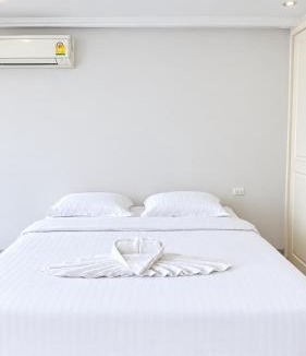 Samsen Nok Hotel | Sukhum MRT Sutthisan