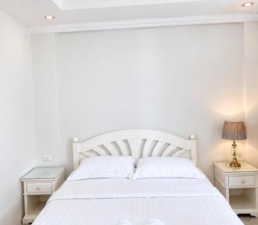 Samsen Nok Hotel | Sukhum MRT Sutthisan
