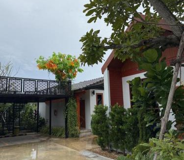 Phetchaburi House | YadaHomestay ญาดาโฮมสเตย์