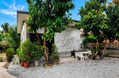 Udon Thani House | บ้านสวนปทุมจันทา The Love Loft