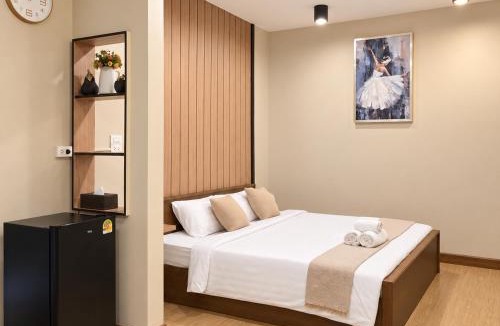 Pom Prap Sattru Phai House | Victory place 3