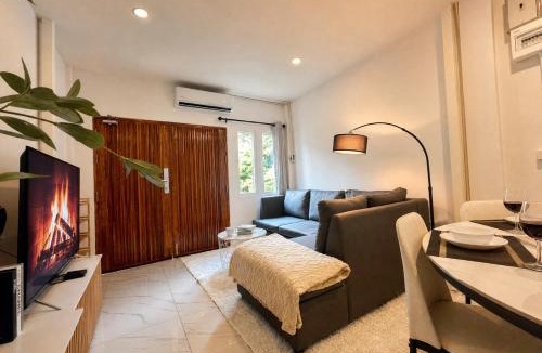 Talat Yot House | Cozy & Bright 4 BR House near Khao San Road