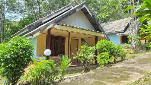 Ko Yao Hotel | Dena house