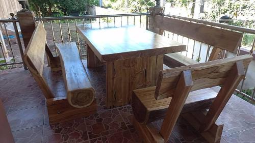 Pua Villa | Villa in Pua N Villa Pua Mountain View 9 people 5-star mattresses