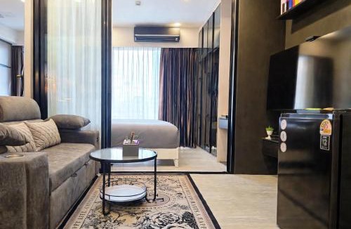 Khlong Ton Sai Apartment | Free Airport Pick Up ! 12th Floor Cozy Studio Room, 5 mins walk to IconSiam & BTS