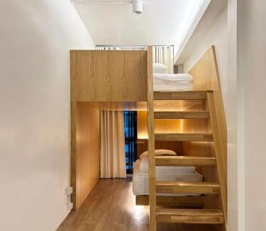 Thanon Phetchaburi Hostel | Monomer Hostel Bangkok