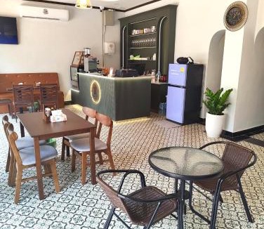 Thakhek Hostel | Nam Phou Hostel