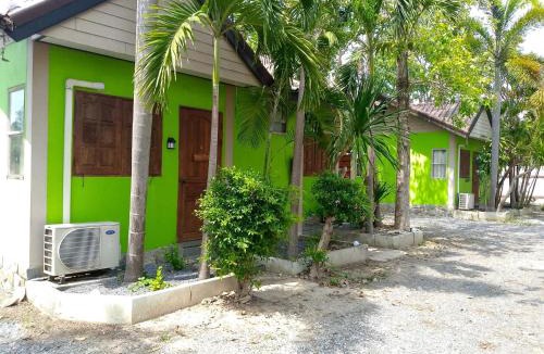 Tum Tai Resort | เคียงนารีสอร์ทแอนคาเฟ่