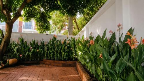 Bang Yai House | Private Corner House Near Central Westgate