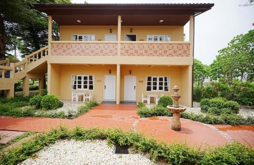 Sattahip House | La Villa des Chien
