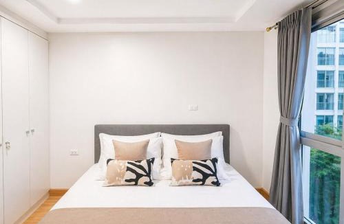 Chong Nonsi Apartment | Elegant Vintage 3BR Family Home Sathorn