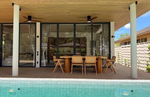 Wok Tum Villa | MoonLight Villa - 3BR Tropical Pool Retreat