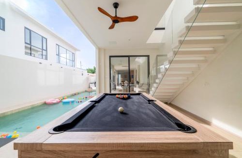 Na Kluea Villa | Blue House Beach Fun Pool BBQ Karaoke Billiards 4