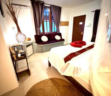 Hin Hong Resort | Alcove Bungalow