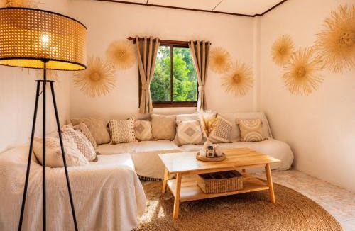 Wok Tum House | Amsterdam House - Hin Kong - Double King Bed - 4K SmartTV