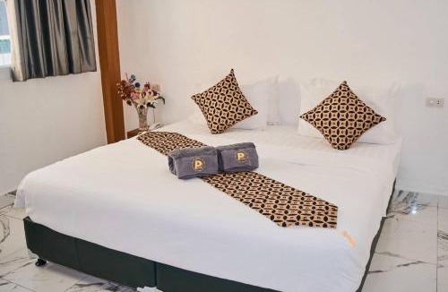 Thanon Phaya Thai House | Papa Ji Hotel and Restaurant