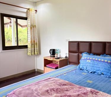 Lom Kao House | บ้านพักสมพงศ์ภูทับเบิก