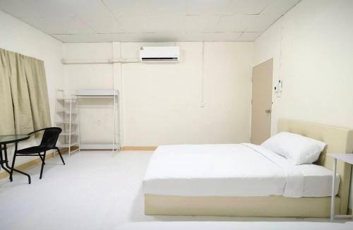 Samut Sakhon House | KoKo House, 500m the Pink Line MRT, Near Airport