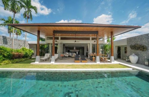 Thep Kasattri Villa | Family villa with Private swimming pool Phuket Free Airoport Pick up from 7 days