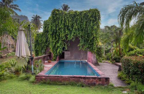Chumphon House | Chaikao mountain view retreat-bamboo 1