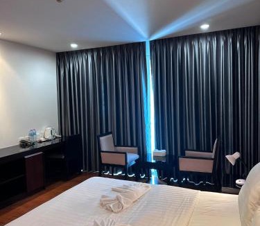 Kamala Hotel | Yenna Apt