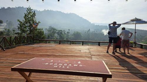 Nopphitam Hotel | Boonrawd Hill Cafe & Homestay