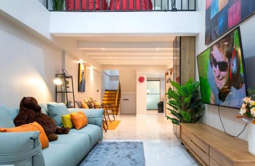 Sukhumvit Villa | Chic 4BR House in Thonglor Core Phrom Phong BTS