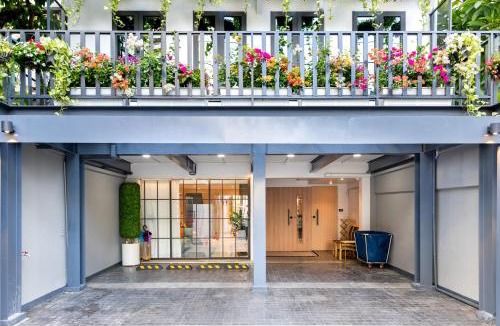 Sukhumvit Villa | Chic 4BR House in Thonglor Core Phrom Phong BTS