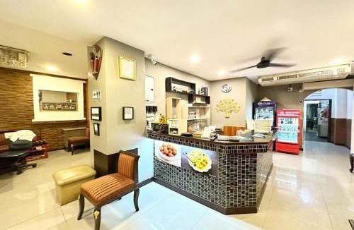 Chana Songkhram House | Baan at Khaosan Hotel