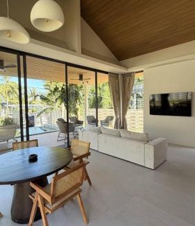 Wok Tum Villa | Swell Villa Peaceful 2BR Island Pool Escape