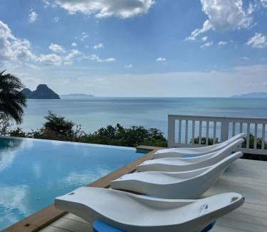 Sikao Villa | The Sunny Hill Private Estate
