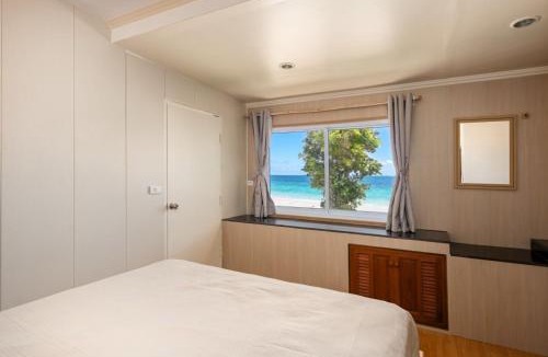 Na Thon House | Villa Nalyn 3BR Beachfront House with Sunset View