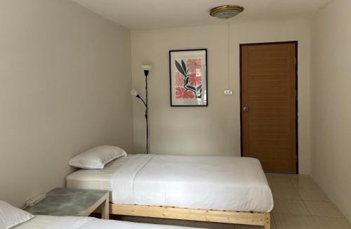 Bangkok Central Business District House | FLOW S12 BTS Asok 3 bedrooms max 6ppl