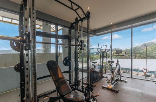 Kathu Apartment | Resort Studio Pool, Gym utopia central c325