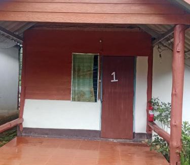 Mok Cham Pae Cabin | สมศักดิ์ โฮมสเตย์