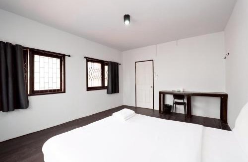 Wat Bowon Niwet Apartment | Oh my nap Khaosan - โอ้ มาย แนป ตรอกข้าวสาร