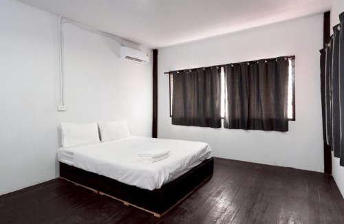 Wat Bowon Niwet Apartment | Oh my nap khaosan - ถนนตะนาว ข้าวสาร