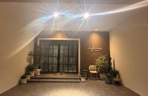Khon Kaen Apartment | JaylinissMidtownKKC 3BR 3BA