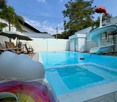 San Sai Villa | Lalin Pool Villa - 5 mins to Central Festival - Private 4BR Pool Villa for 10