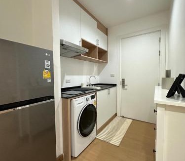 Khlong Toei Nuea Apartment | 6th Avenue Sukhumvit BKK 408 BTS Asoke Nana MRT Sukhumvit